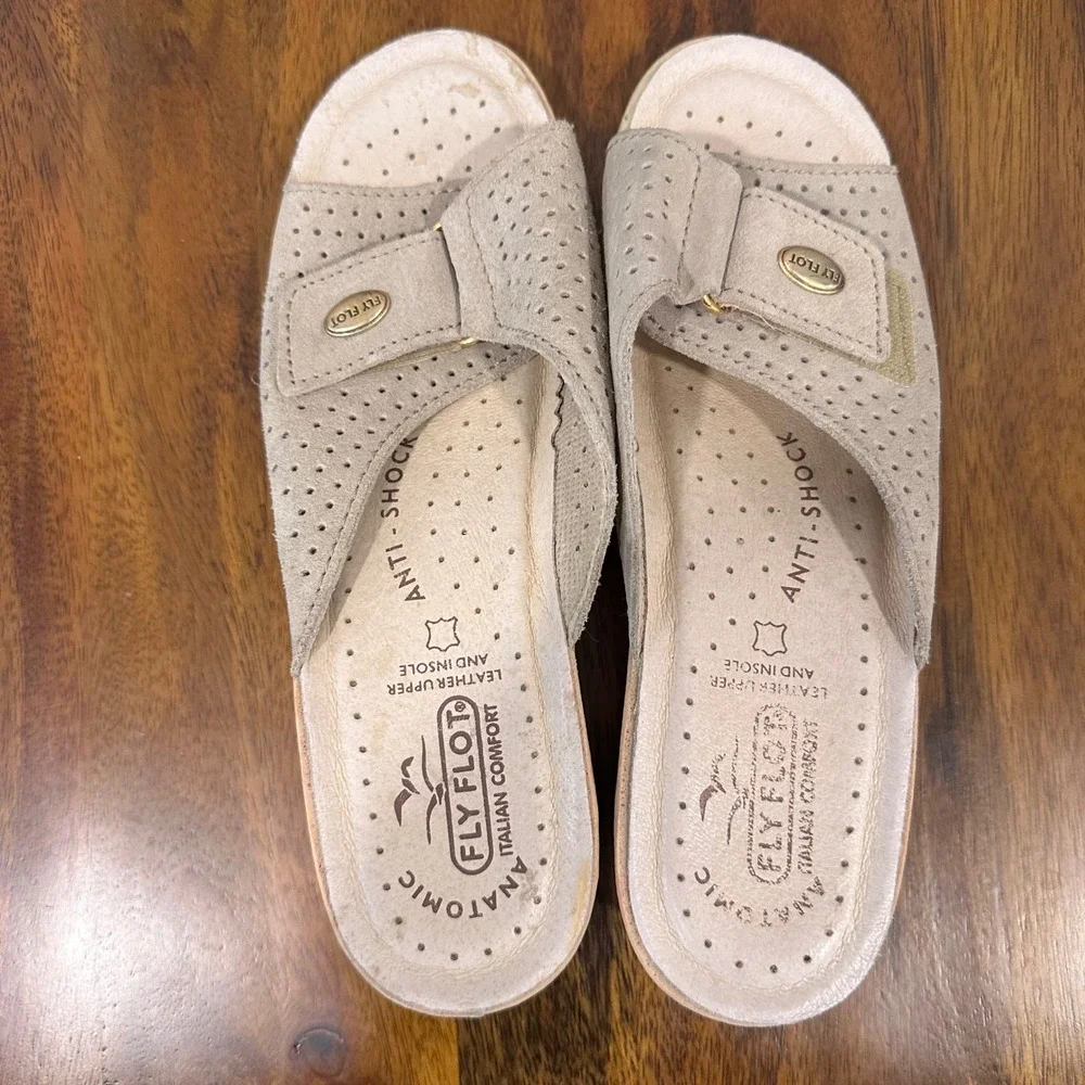Fly Flot Wedge Sandals Womens Grey Leather Perforated Italian Comfort Size 38